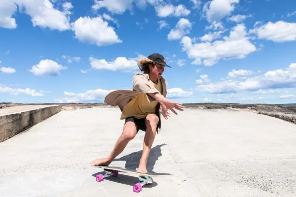 HR_smoothstar_surfskate_surf_trainer_31_Toledo_77_small_action_shot-hero-600x400.webp